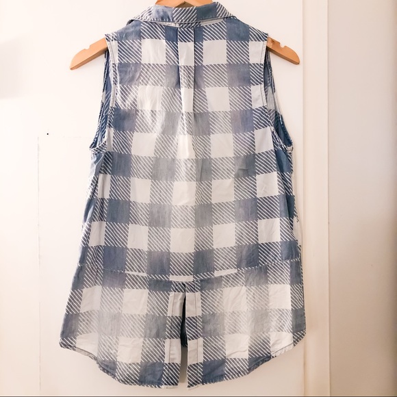 Plaid chambray sleeveless top, size small - Picture 2 of 3